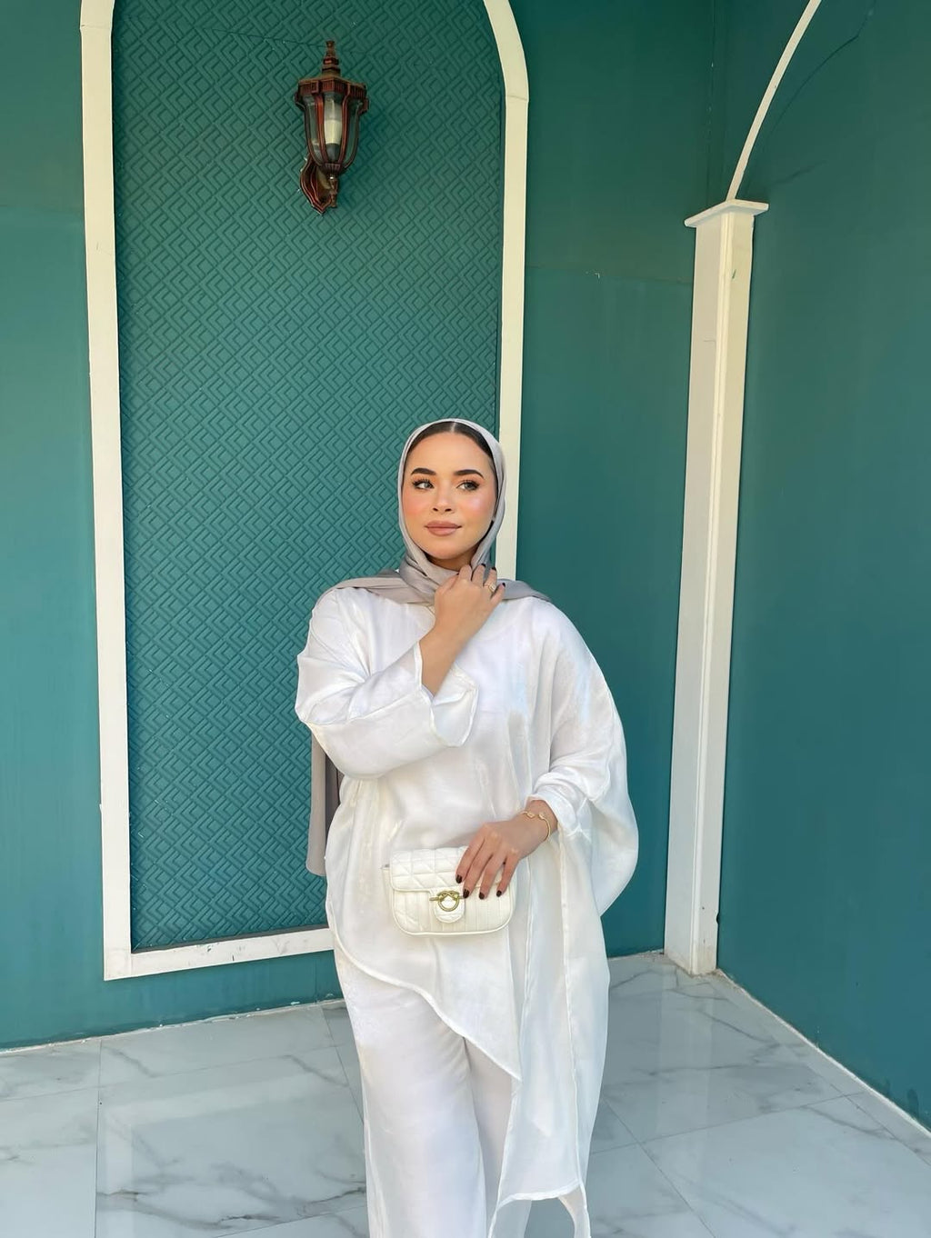 White Thuray Suit