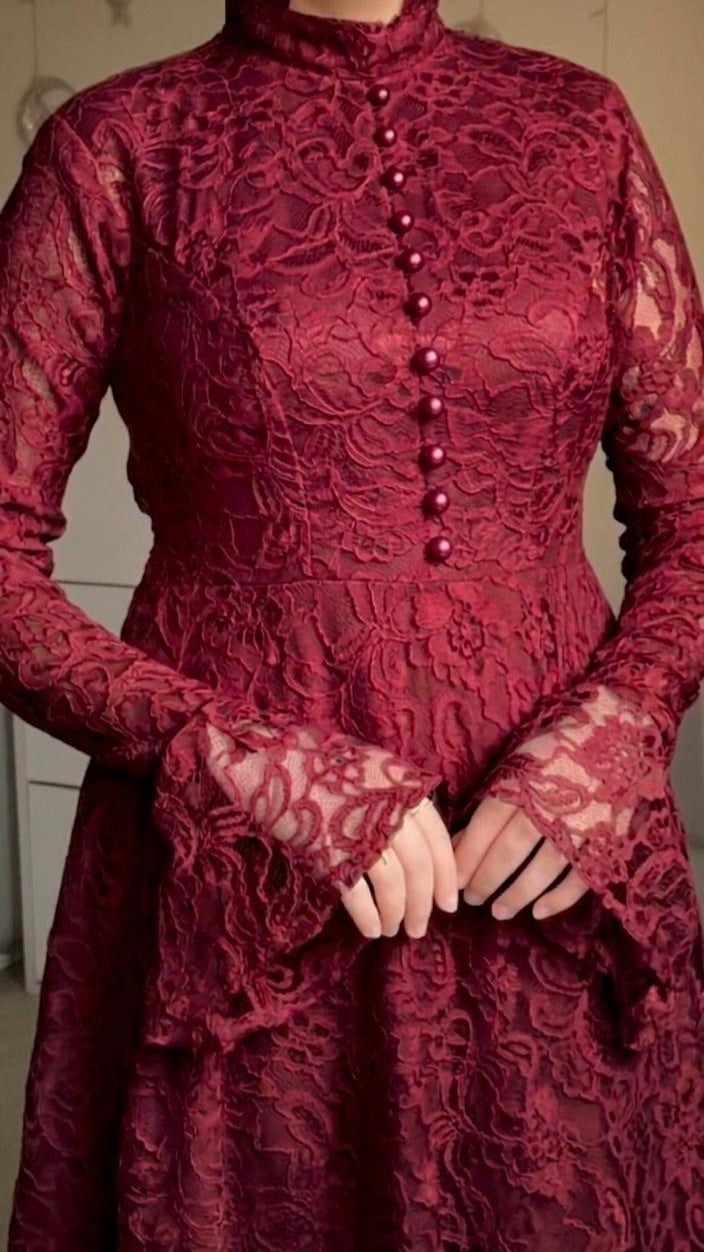 Burgundy Dalal Dantil Dress
