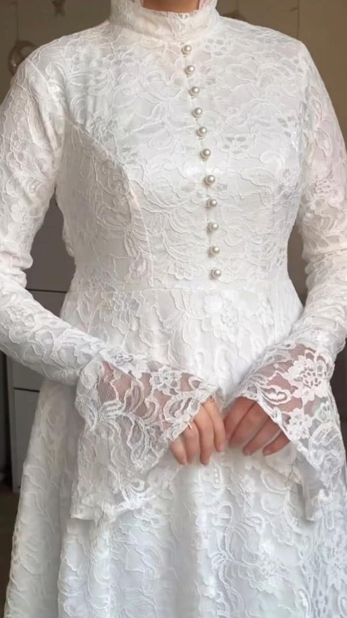 White Dalal Dantil Dress